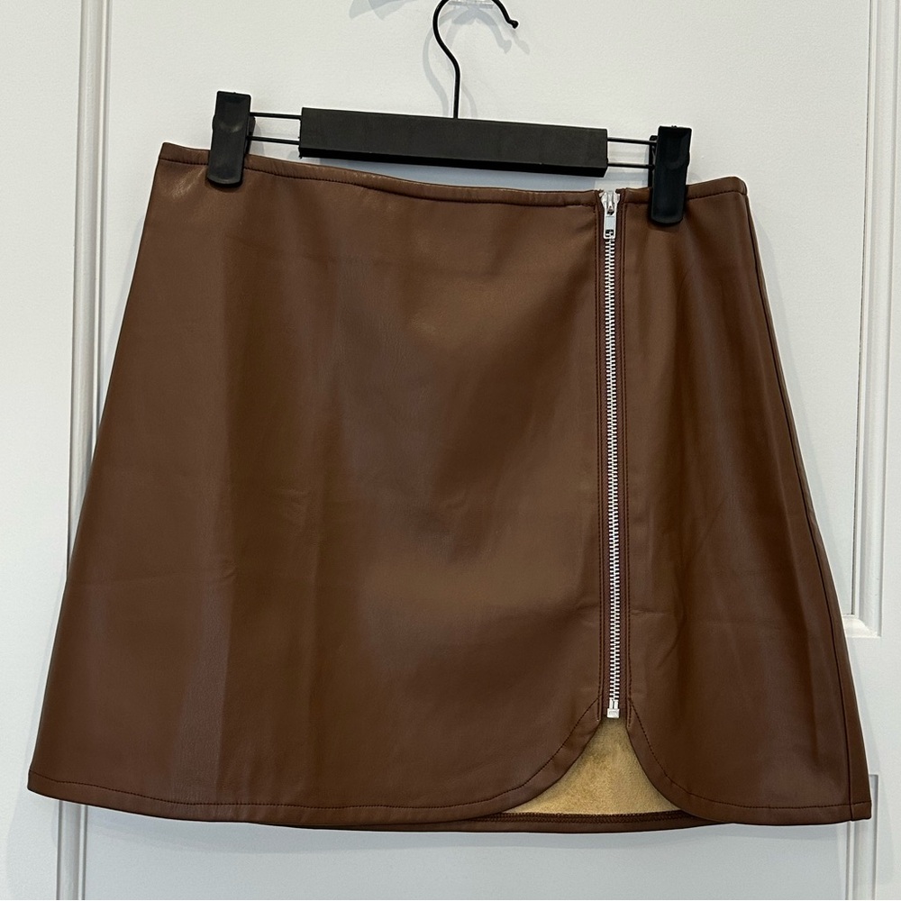 LULUS Meant to Stand Out Caramel Brown Vegan Leather Zip-Front Mini Skirt-Medium